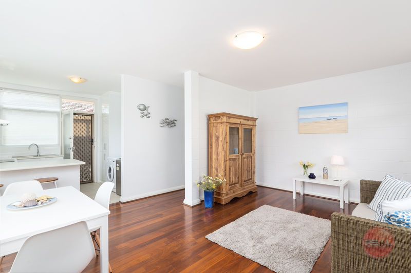 Unit 1/62 Maxwell Terrace, Glengowrie SA 5044, Image 2