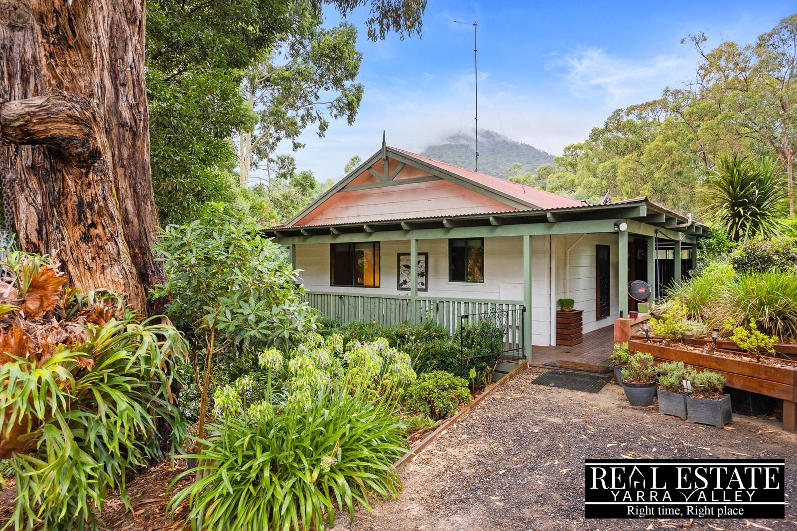 4 bedrooms House in 34 Juliet Avenue HEALESVILLE VIC, 3777