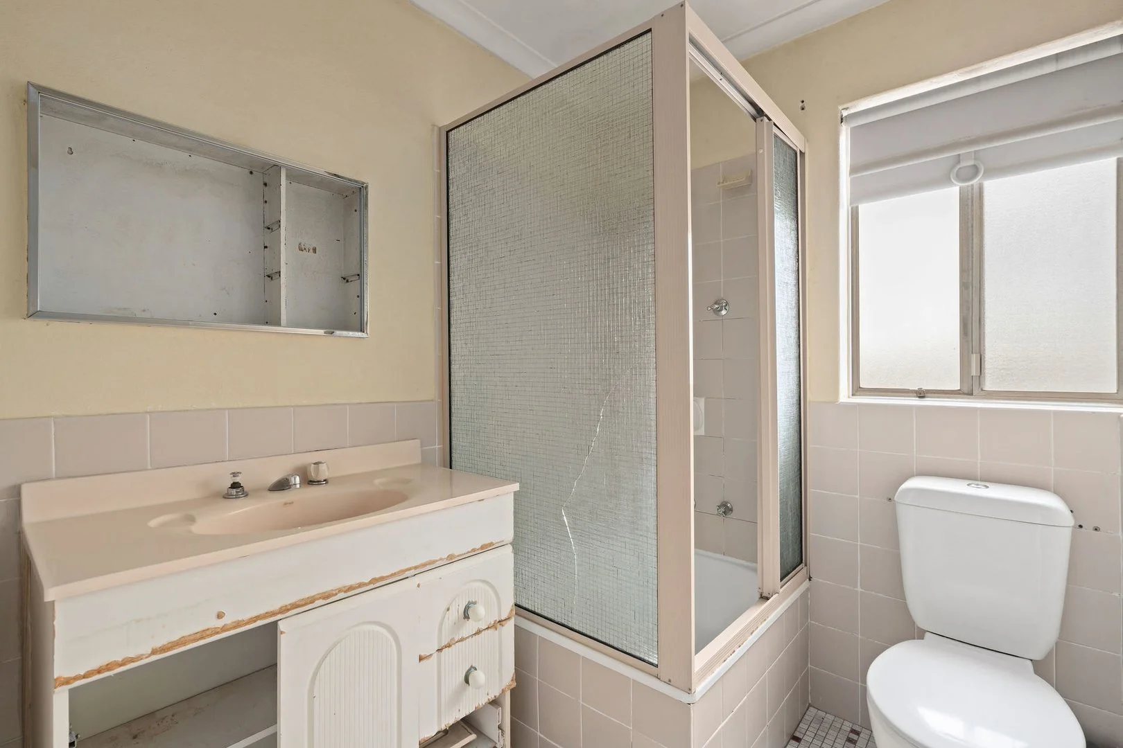 Additional image 8 of 16/12 Federal Avenue, Crestwood NSW 2620