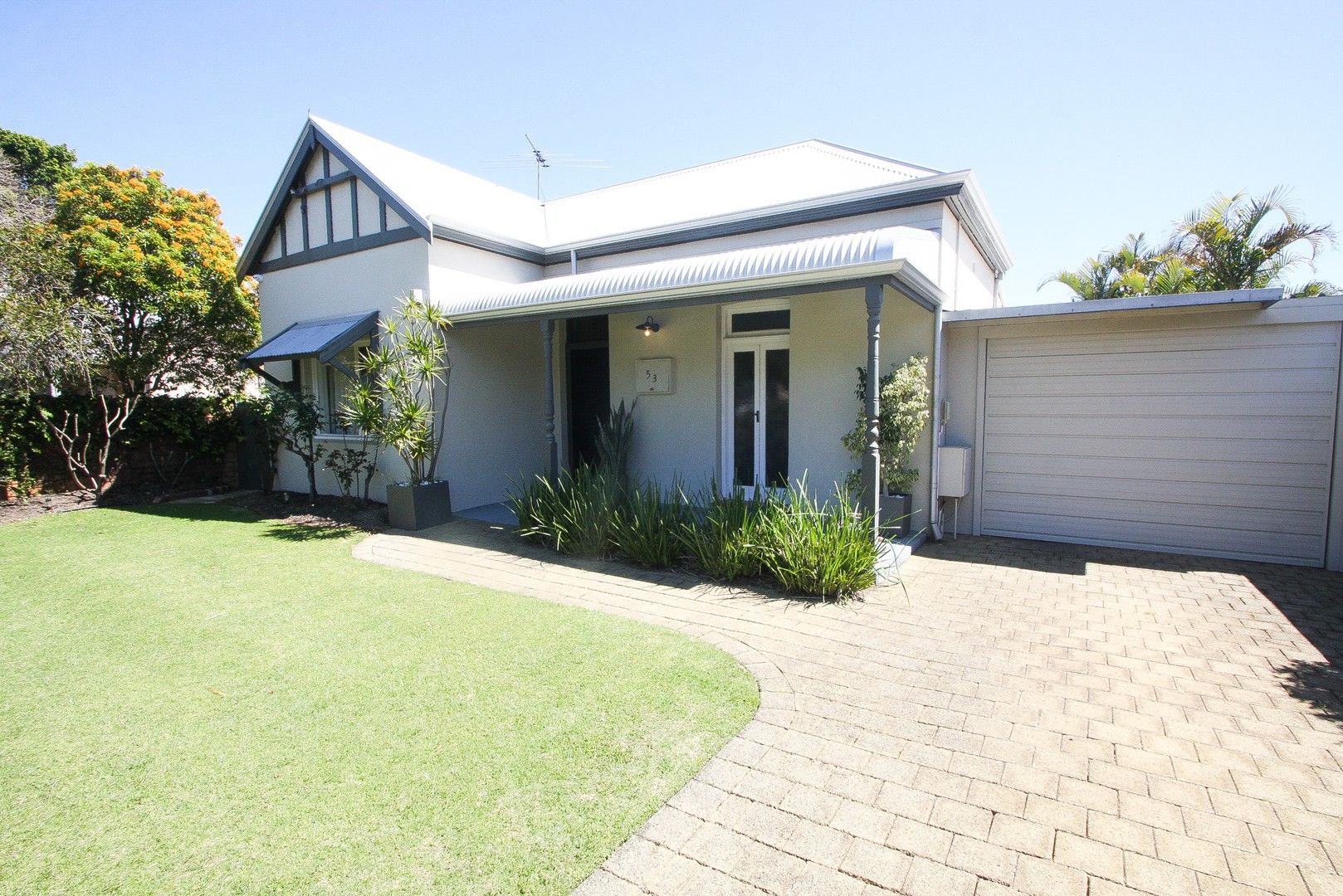2 bedrooms House in 1/53 Mackie Street VICTORIA PARK WA, 6100