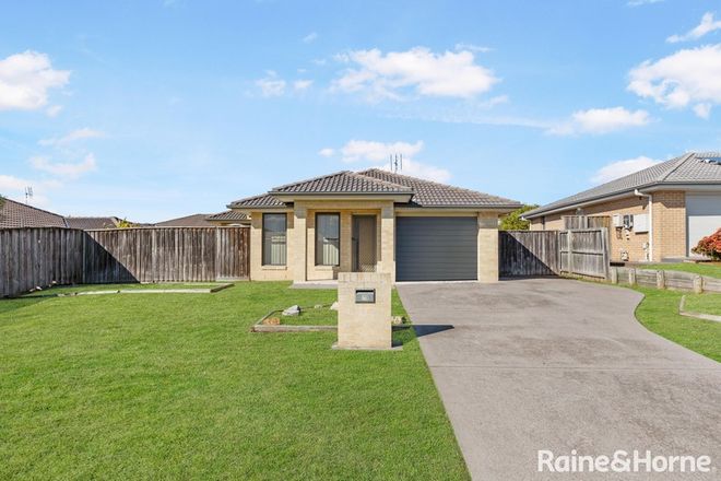 Picture of 73 Redgum Circuit, ABERGLASSLYN NSW 2320