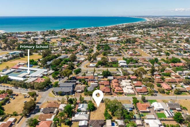 Picture of 33 Hackett Street, MANDURAH WA 6210