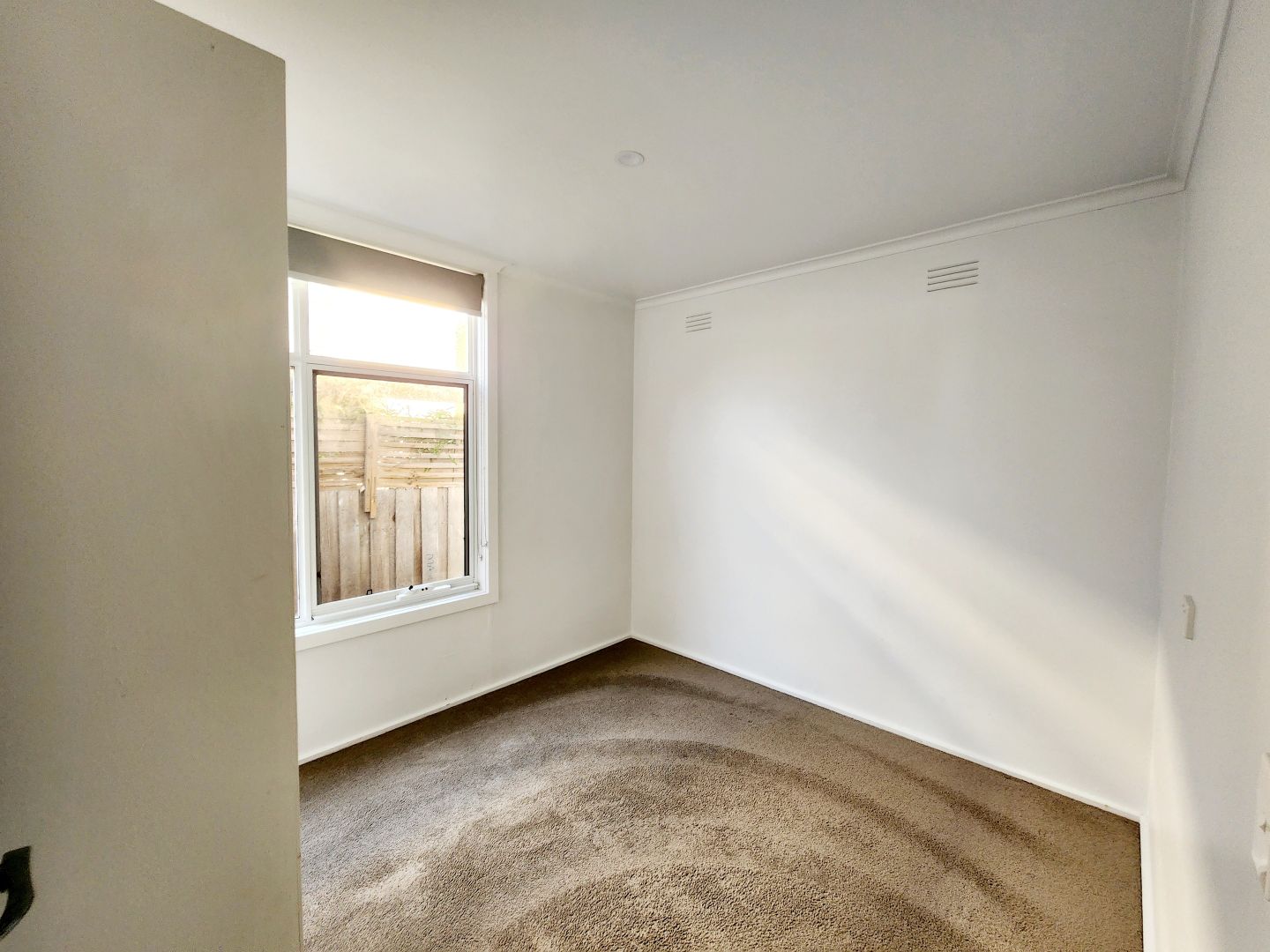 4/2 Tanjil Avenue, Paynesville VIC 3880 Apartment For Rent Domain