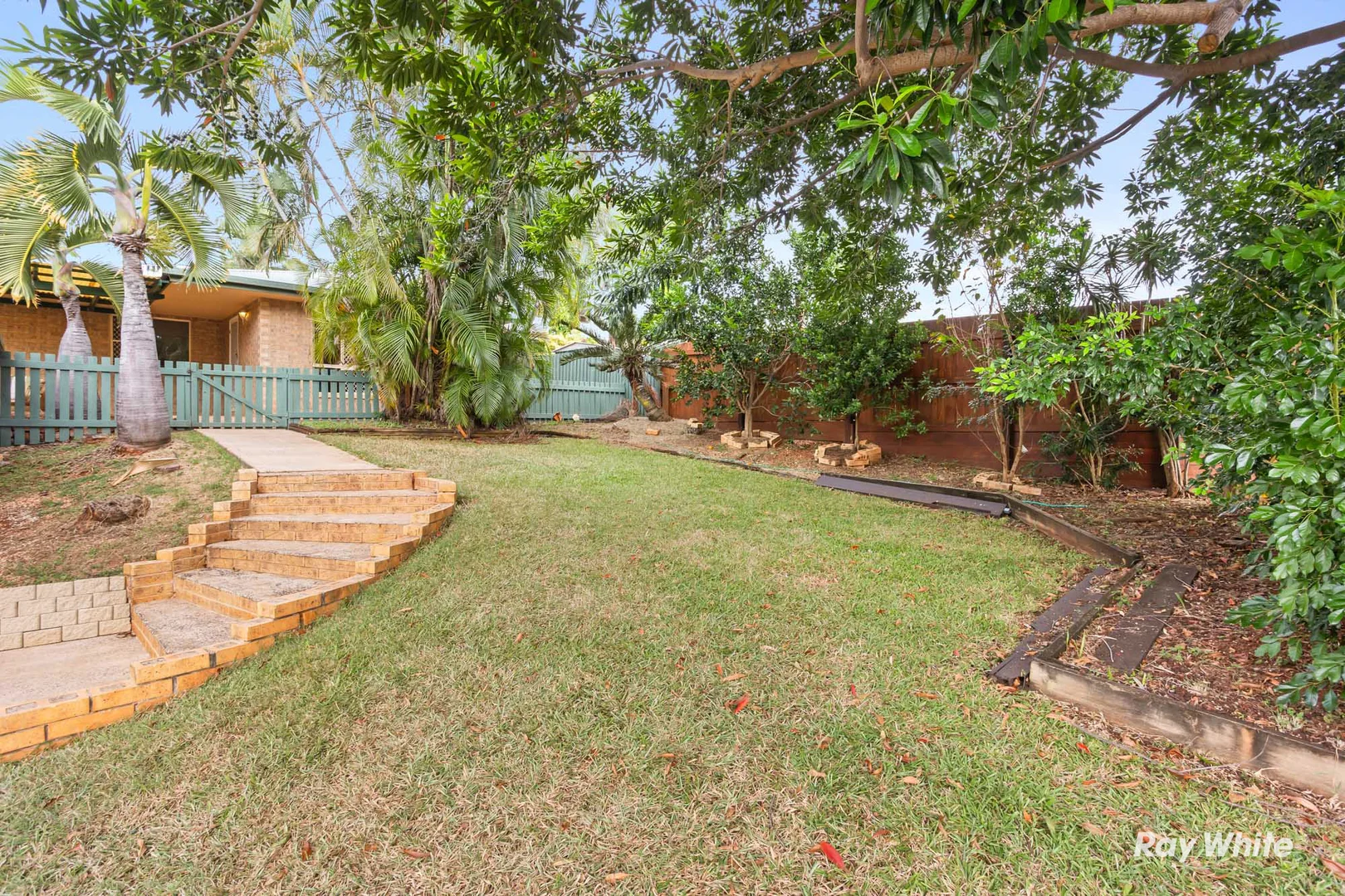 Additional image 3 of 20 Clayton Road, Lammermoor QLD 4703