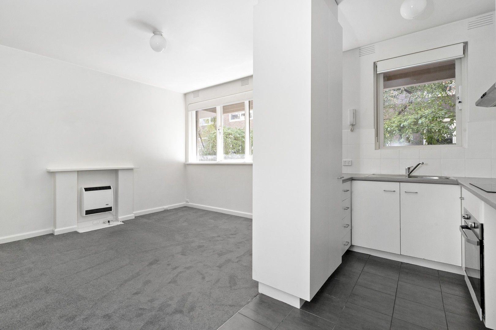 1 bedrooms Apartment / Unit / Flat in 3/30 Davis Avenue SOUTH YARRA VIC, 3141