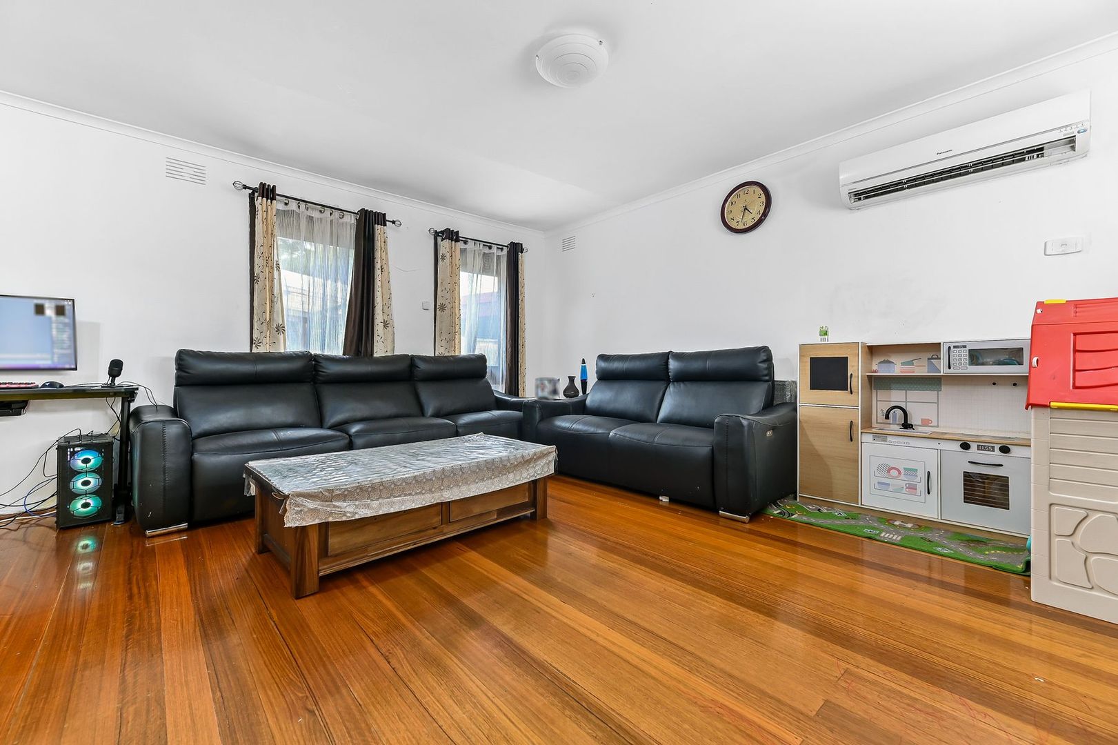 63 Liverpool Drive, Keysborough VIC 3173 House For Rent Domain