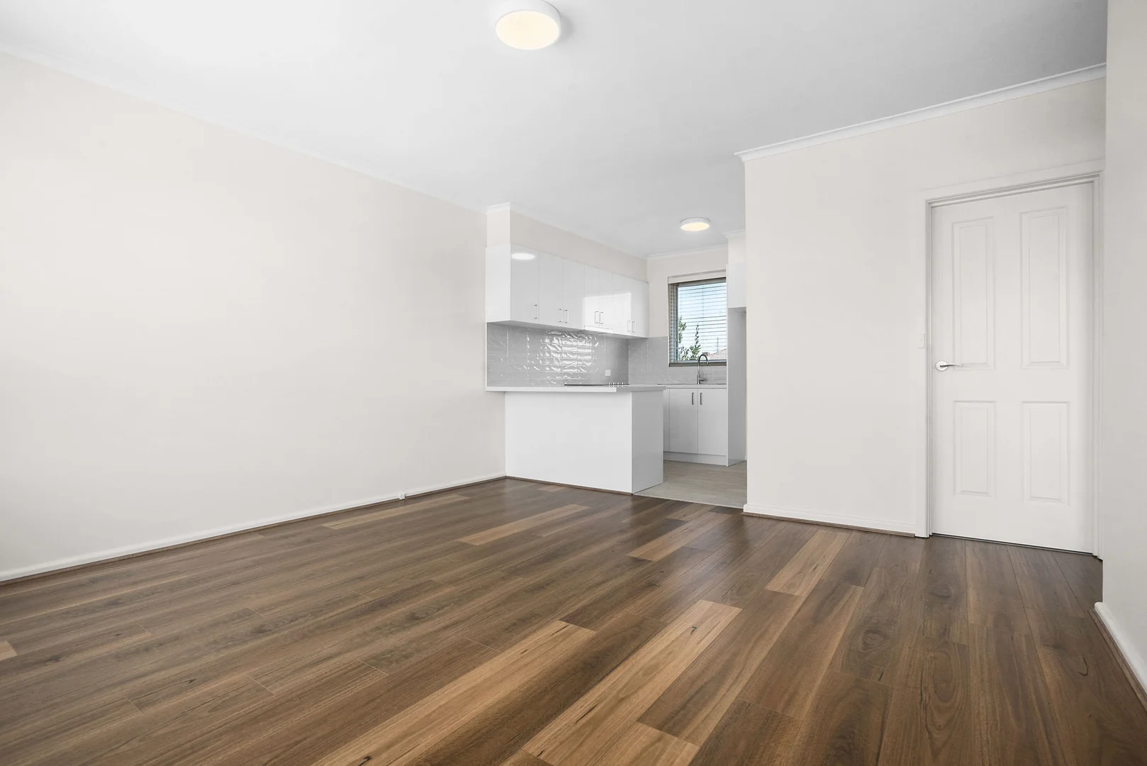 Additional image 5 of 4/87 Como Parade East (enter via Seventh St), Parkdale VIC 3195