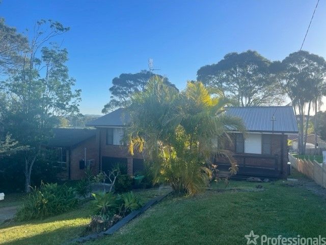 4 bedrooms House in 13 Divide Street FORSTER NSW, 2428