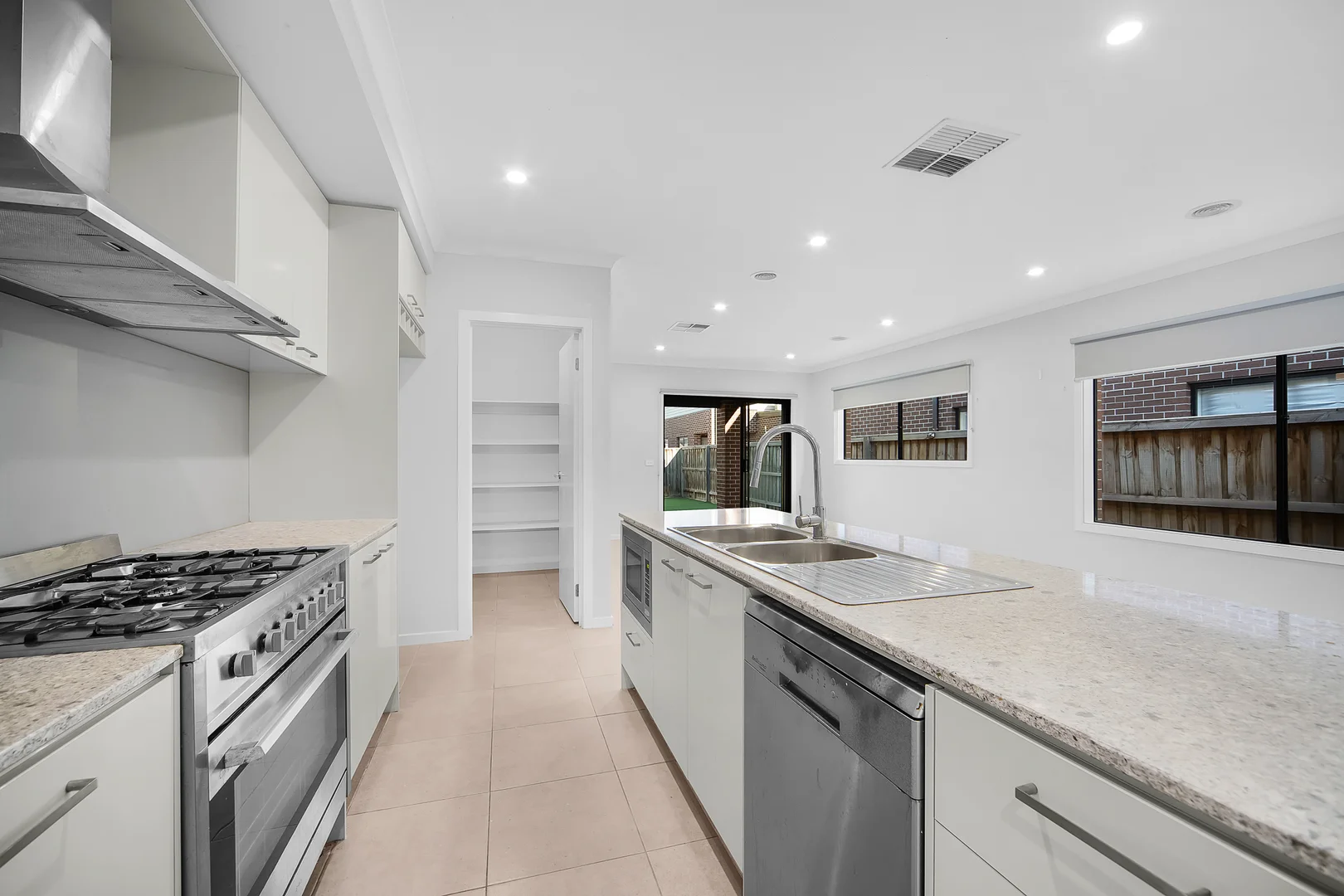 Additional image 4 of 16 Magellan Cres, Werribee VIC 3030