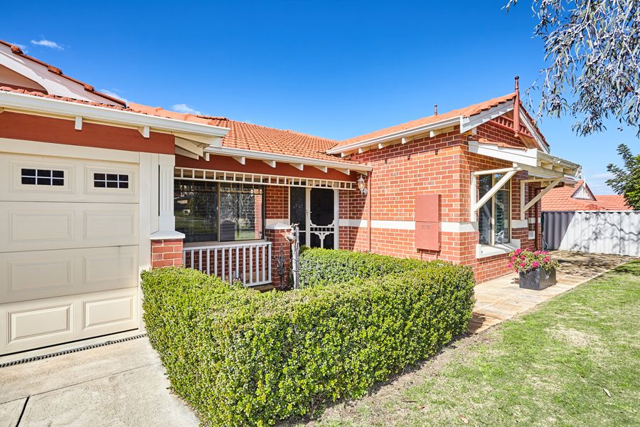 16 Stewart Way, Kardinya WA 6163, Image 1