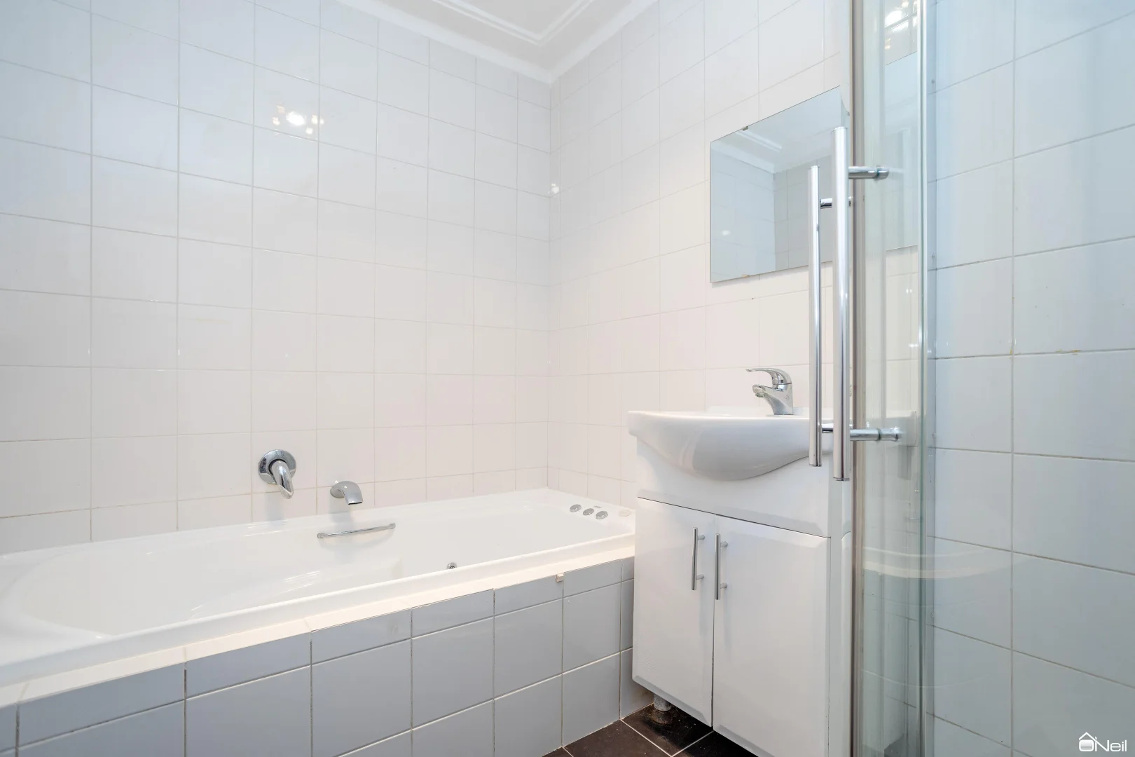 Additional image 15 of 61 Amanda Drive, Camillo WA 6111