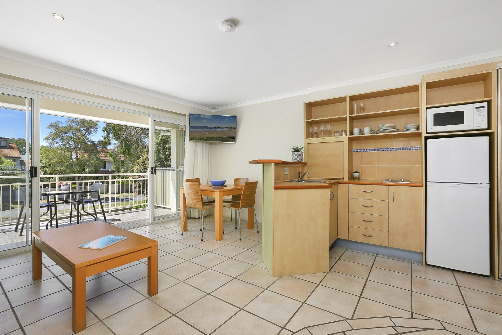 12/119 Noosa Parade, Noosaville QLD 4566, Image 2