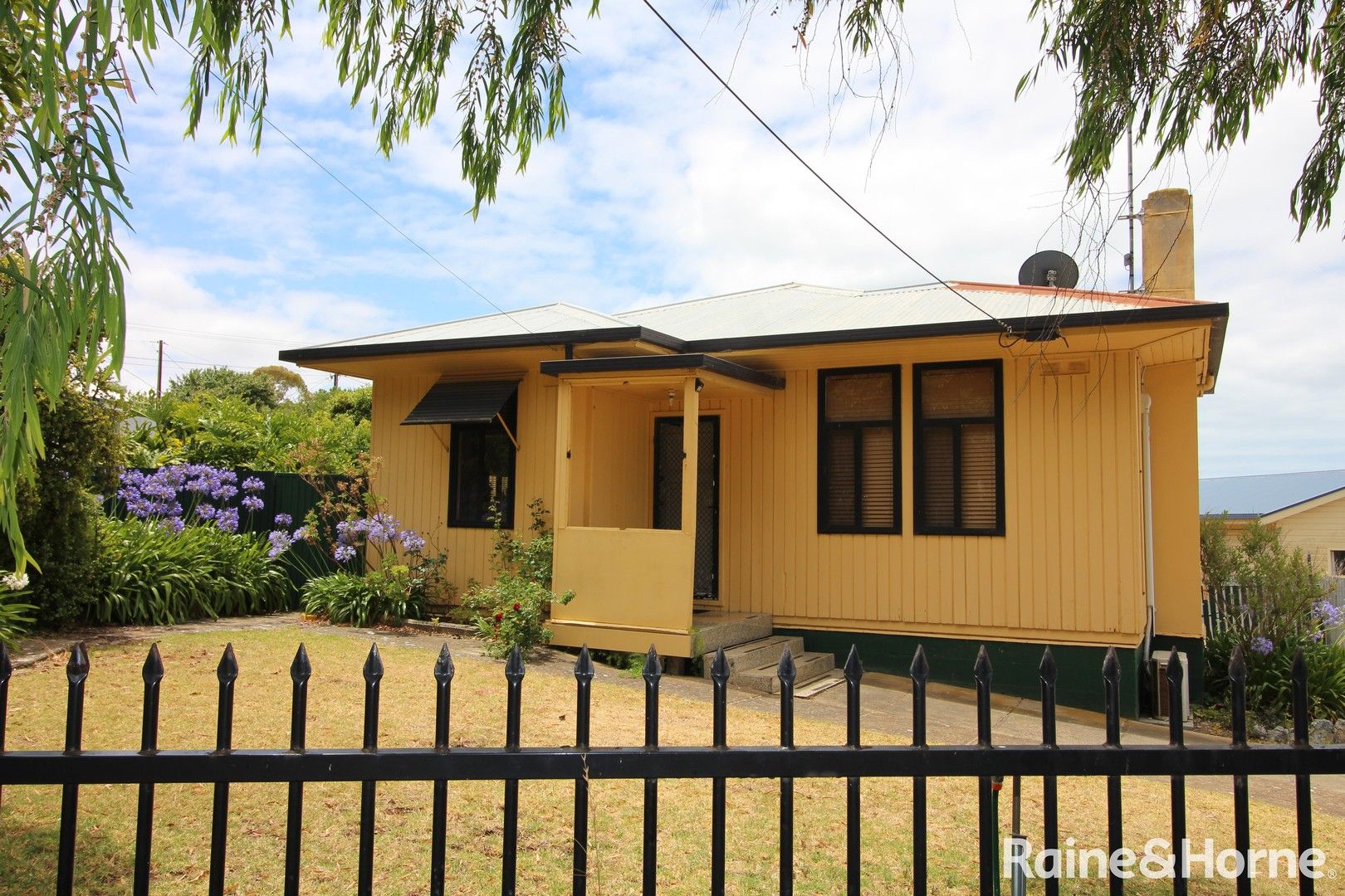 3 bedrooms House in 12 Elizabeth Street PORT LINCOLN SA, 5606