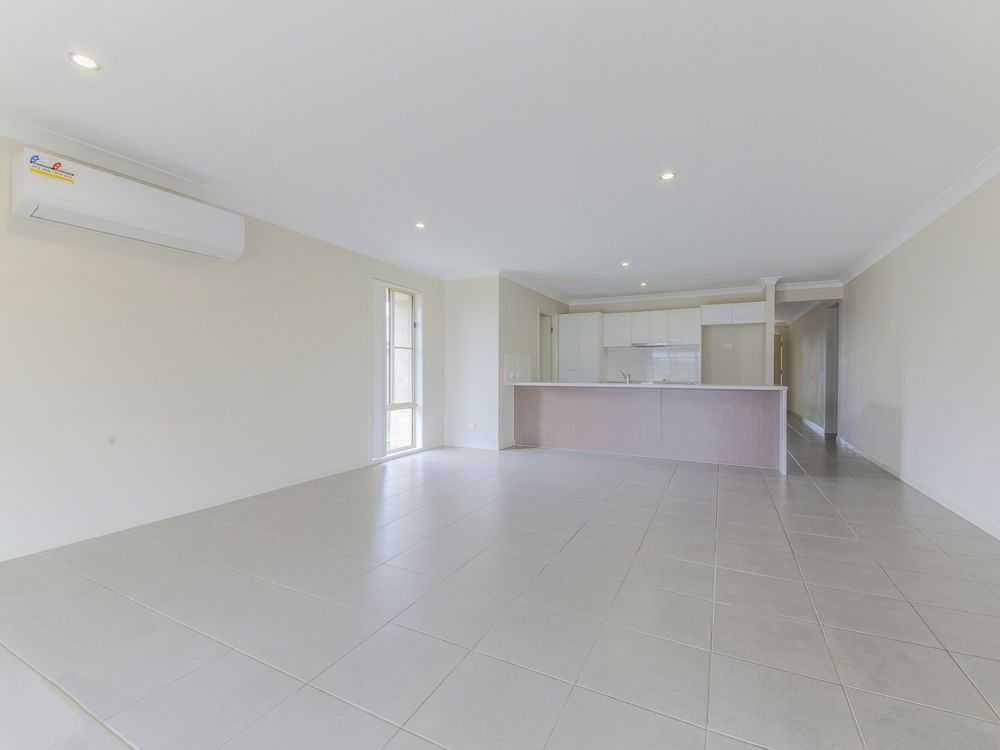 77 Reedmans Road, Ormeau QLD 4208, Image 2