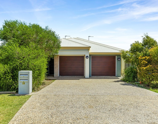 25 Weebah Place, Cambooya QLD 4358