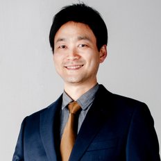 Phillip Kong, Sales representative