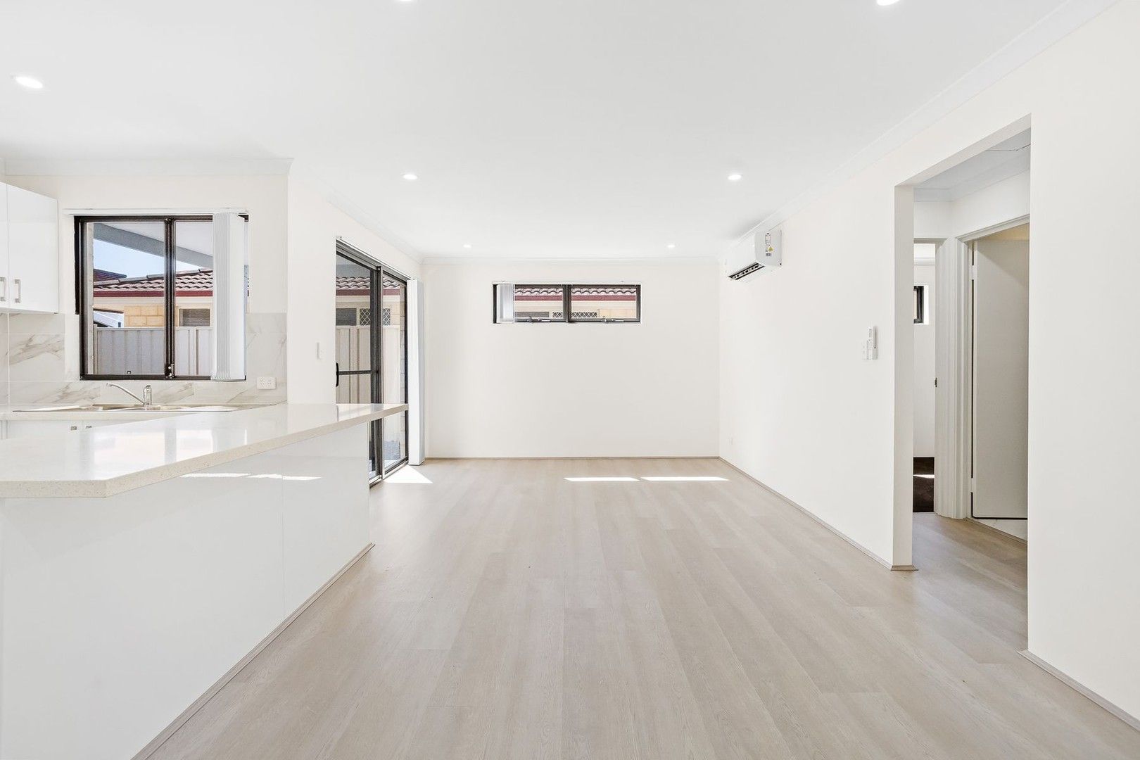 3 bedrooms House in 4/31 Serls Street ARMADALE WA, 6112