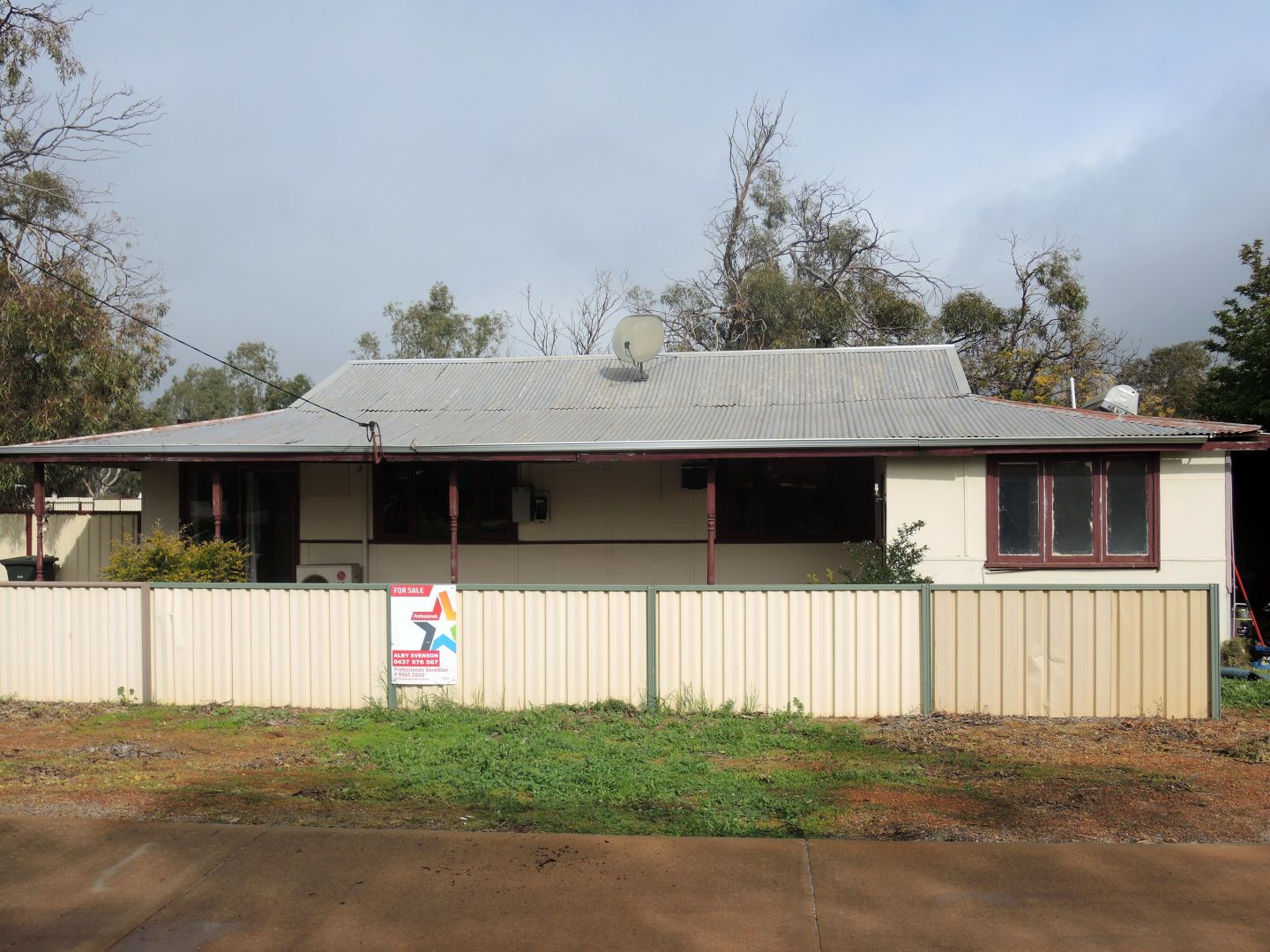 19 & 21 Russell Street, Perenjori WA 6620, Image 1