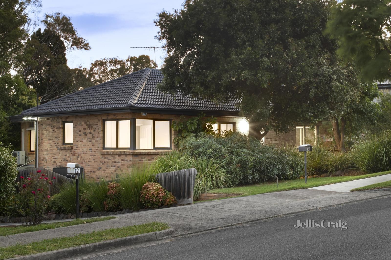 10 Amiet Street, Greensborough VIC 3088, Image 0