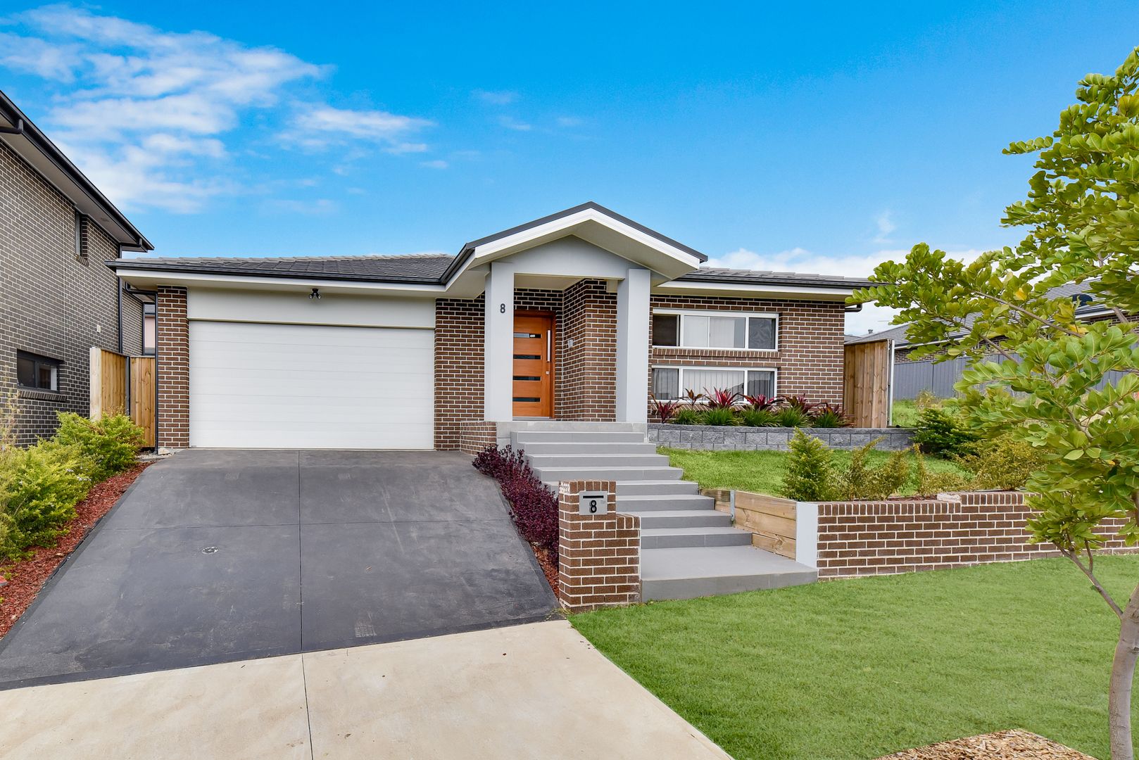 8 Ehrlich Street, Campbelltown NSW 2560