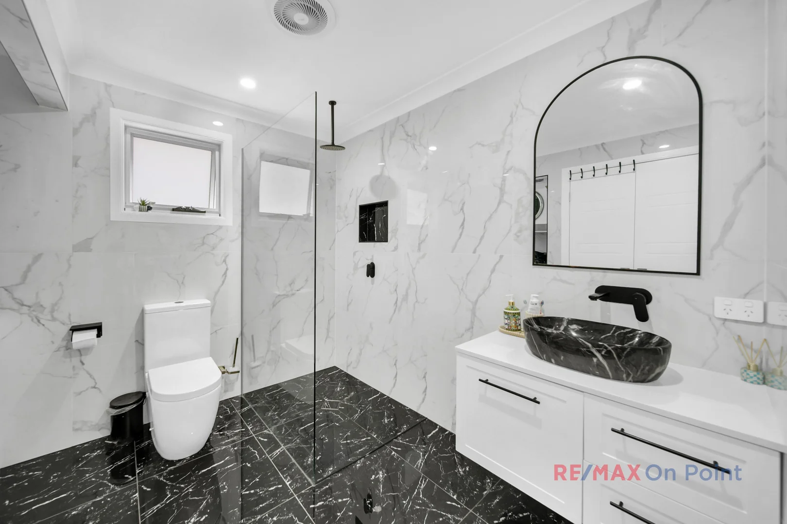 Additional image 20 of 12 Merindah Street, Coochiemudlo Island QLD 4184