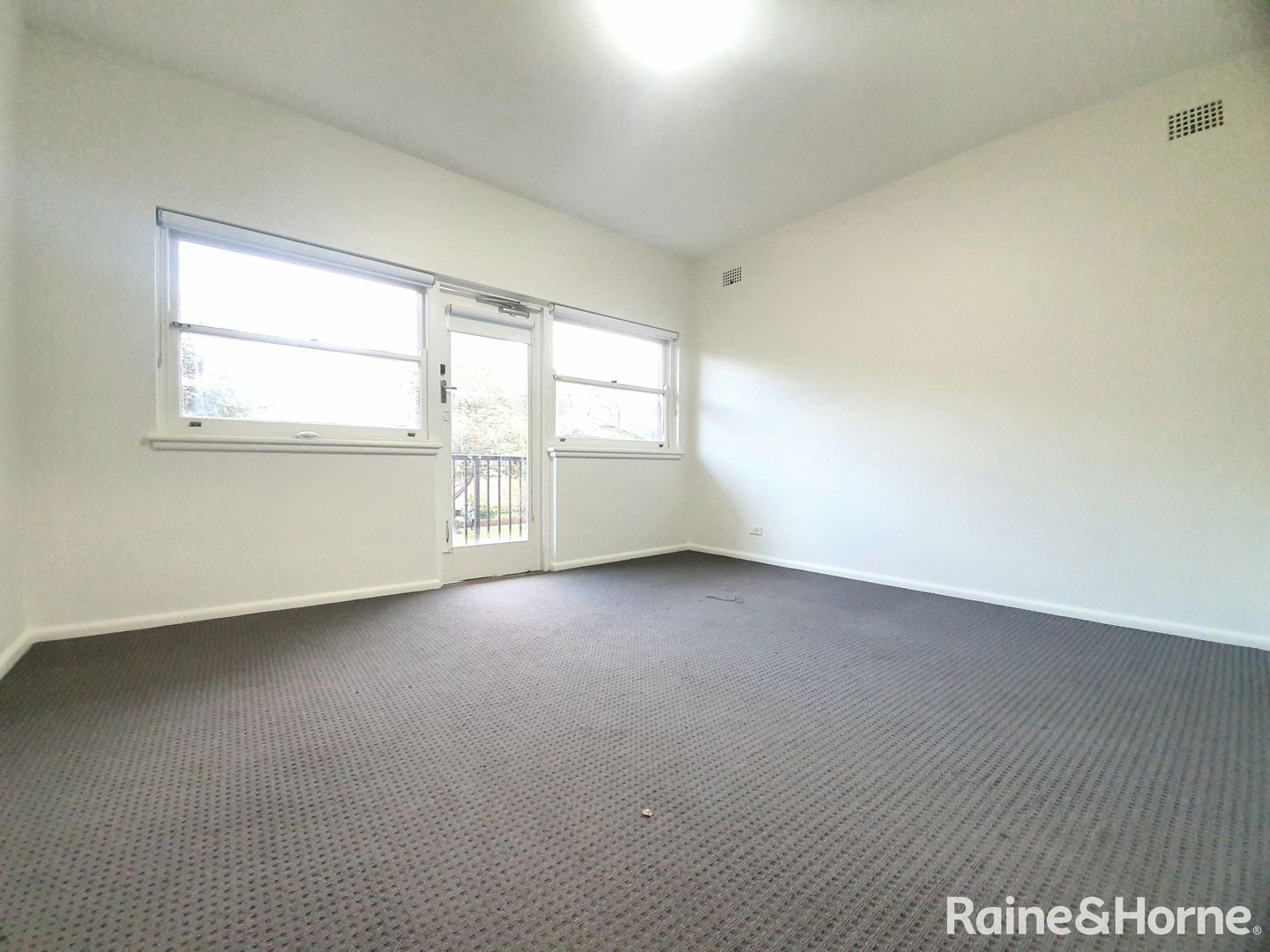 2 bedrooms Apartment / Unit / Flat in 5/31 Russell Street STRATHFIELD NSW, 2135