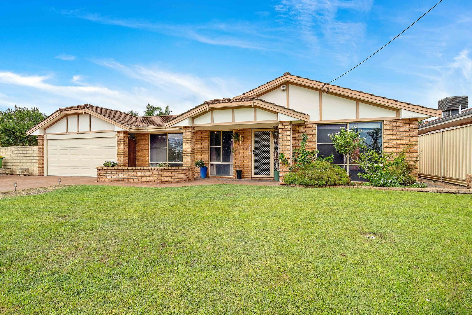 9 Pioneer Drive, Yangebup WA 6164, Image 0