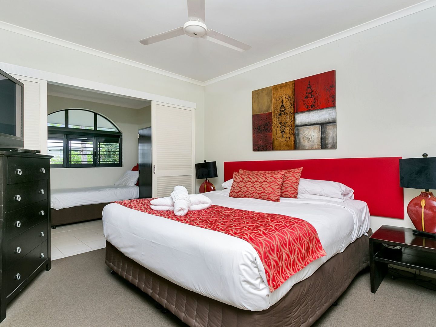 Apartment 16/81-85 Cedar Road, Palm Cove QLD 4879, Image 2