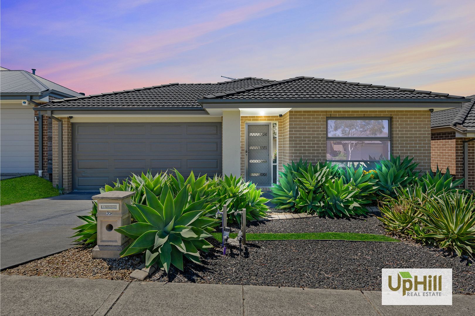 33 Belmont Crescent, Pakenham VIC 3810, Image 0