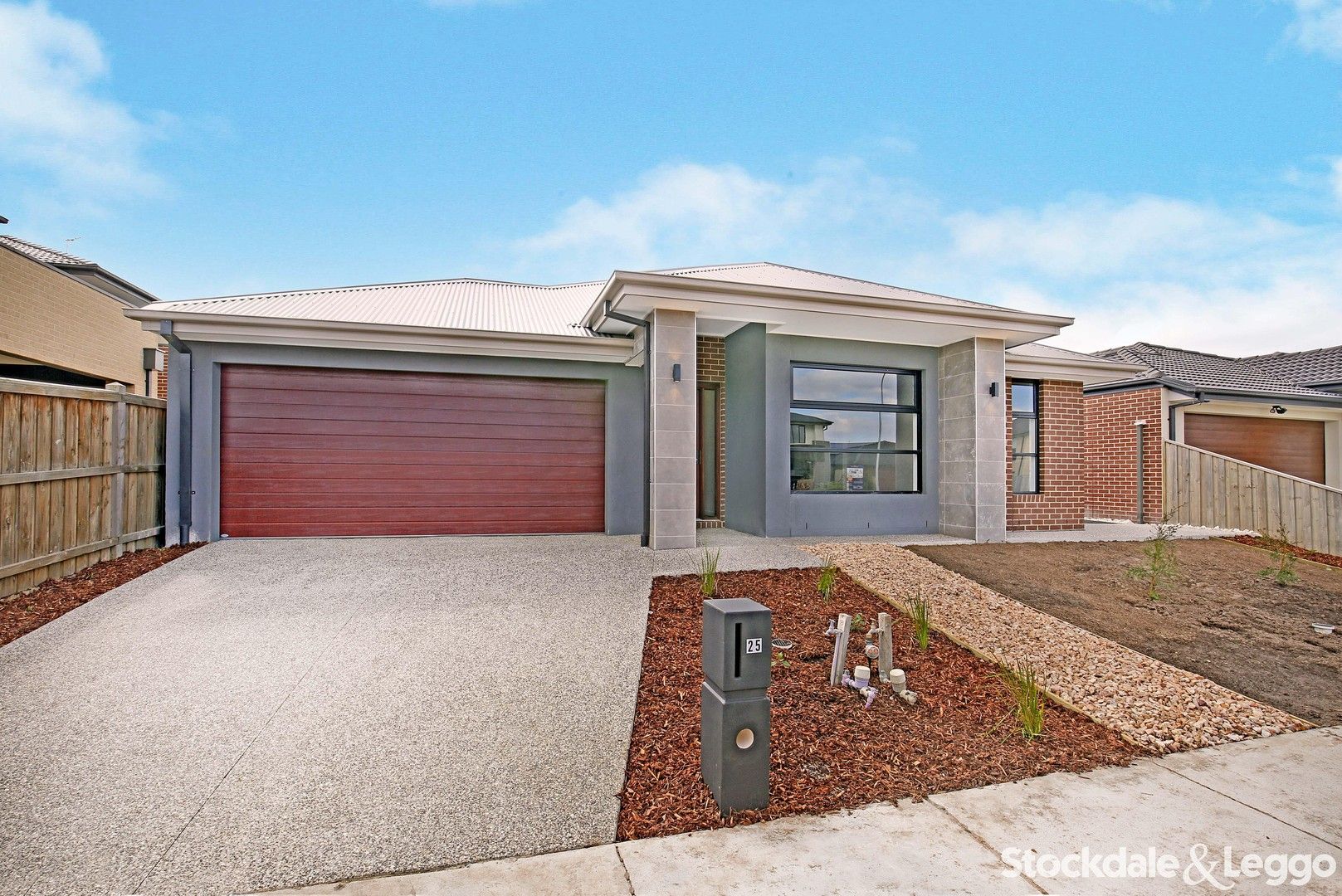 4 bedrooms House in 25 Monomeath Street MICKLEHAM VIC, 3064