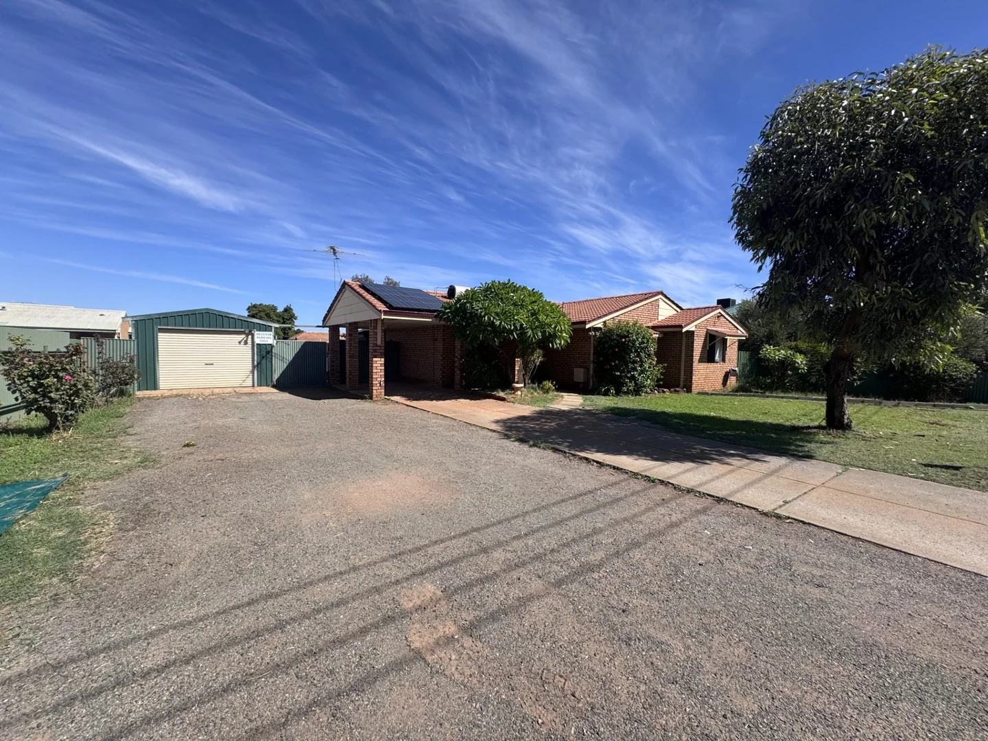 Primary image of 6 Watts Close, Boulder WA 6432