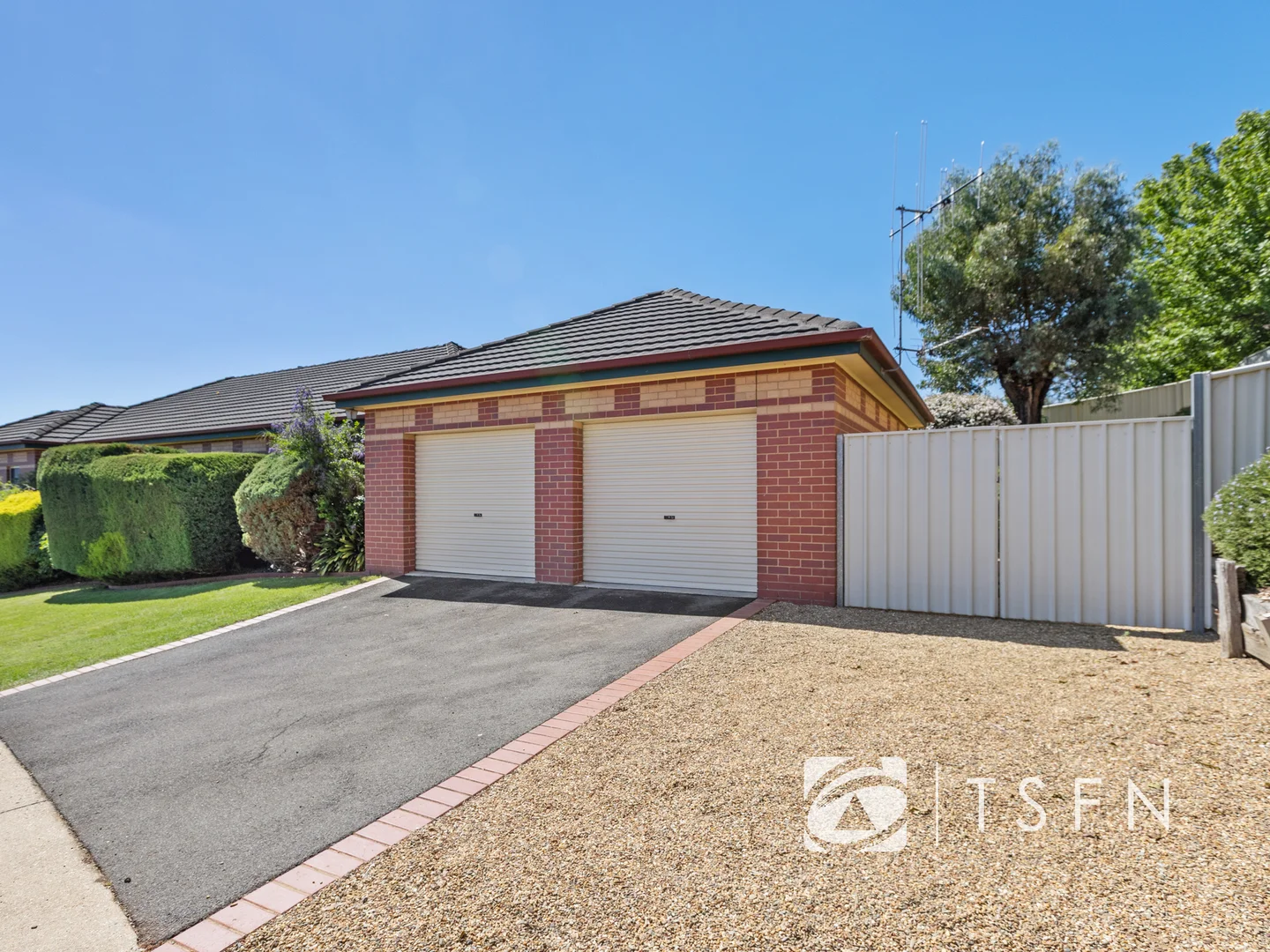 Additional image 10 of 10 Chelsea Blvd, Strathdale VIC 3550