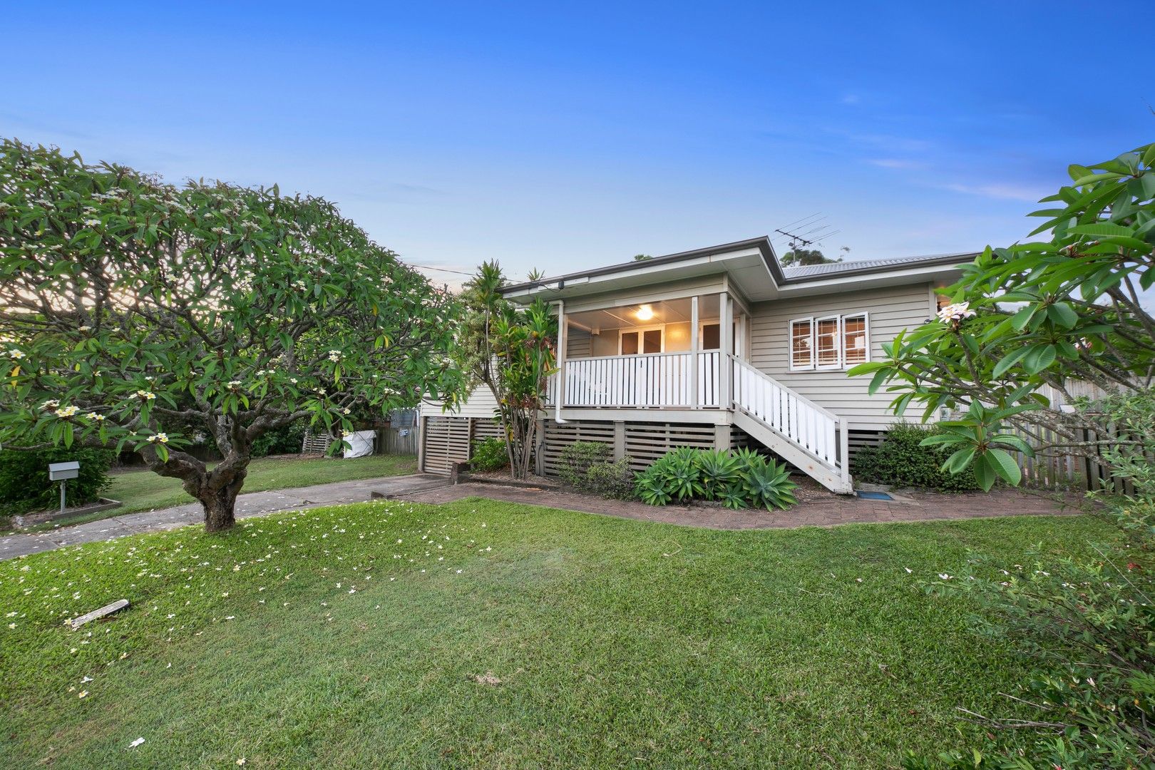 25 Brittain Street, Oxley QLD 4075, Image 0
