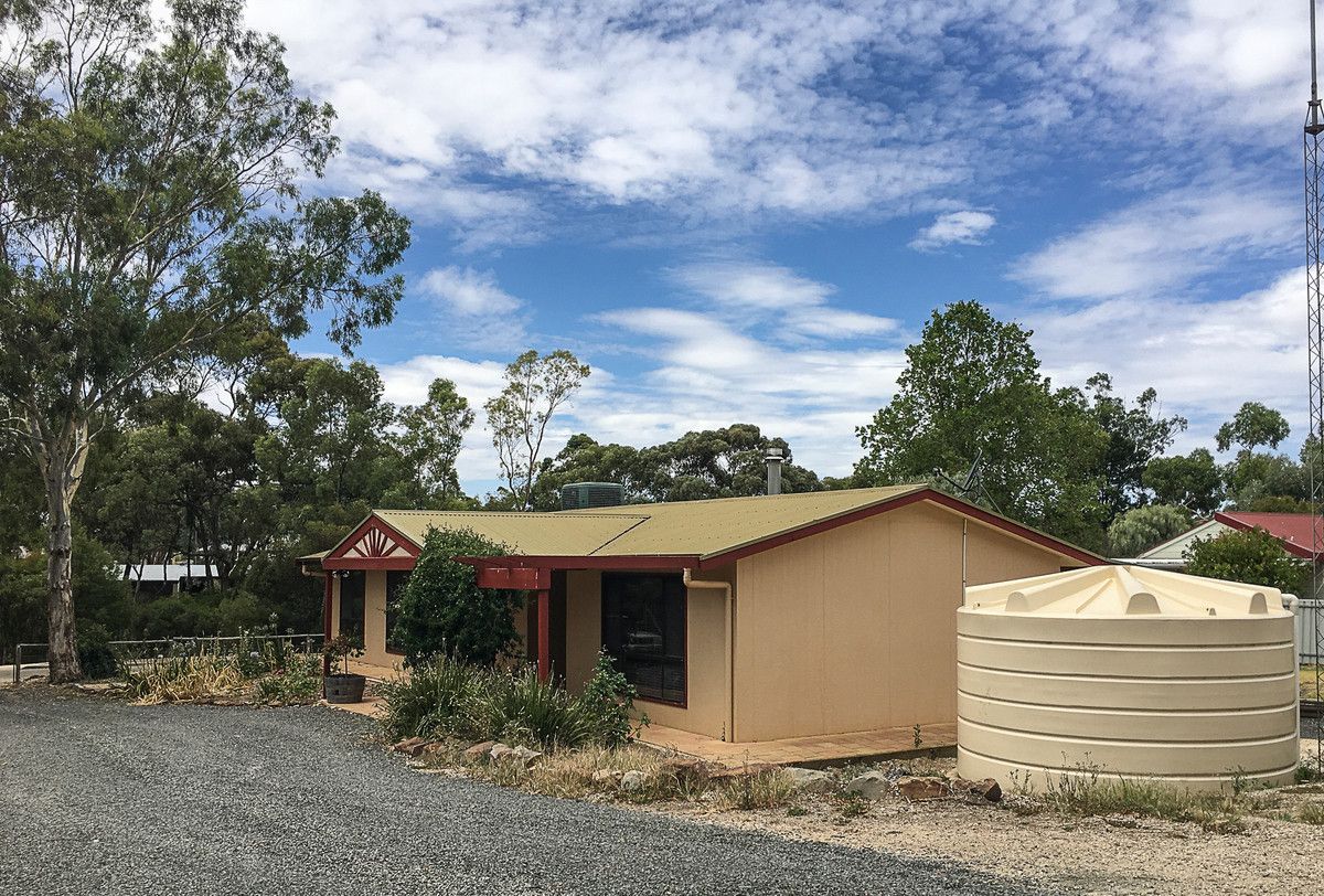 4 West Road, Watervale SA 5452, Image 1