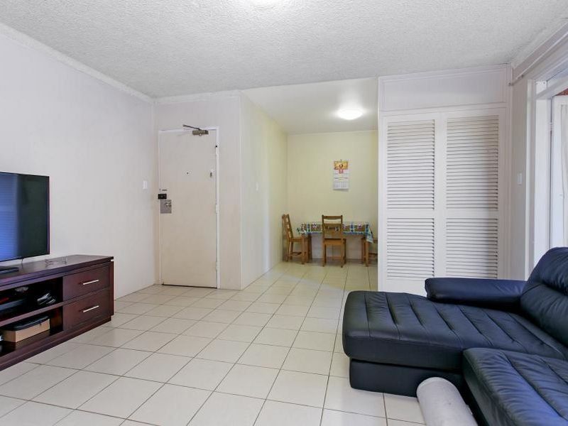 2 bedrooms Apartment / Unit / Flat in 1/23 Caroline Street WESTMEAD NSW, 2145