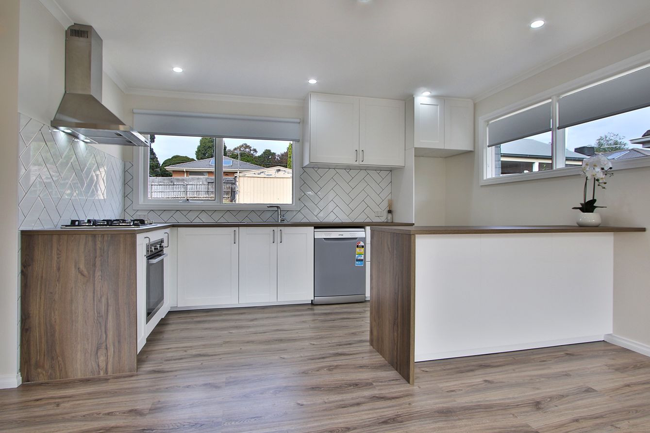 66 Cardigan Road, Mooroolbark Property History & Address Research