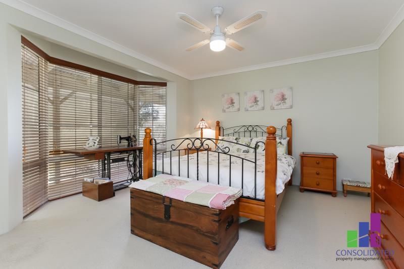 Wayeela Place, Woodridge WA 6041, Image 2