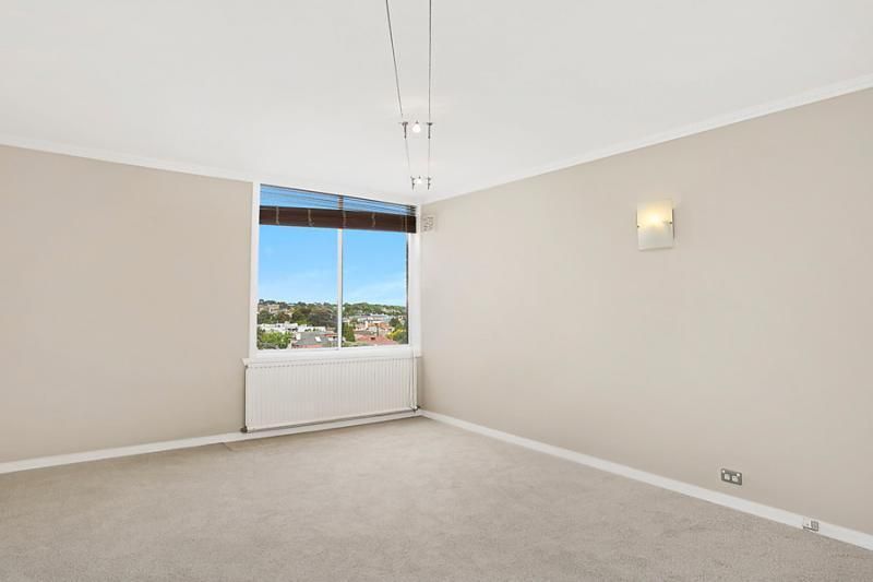 62/145 Canterbury Road, TOORAK VIC 3142, Image 2