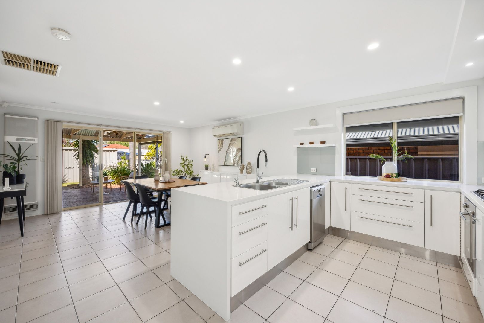 19 Flinders Road, Hillcrest SA 5086, Image 2