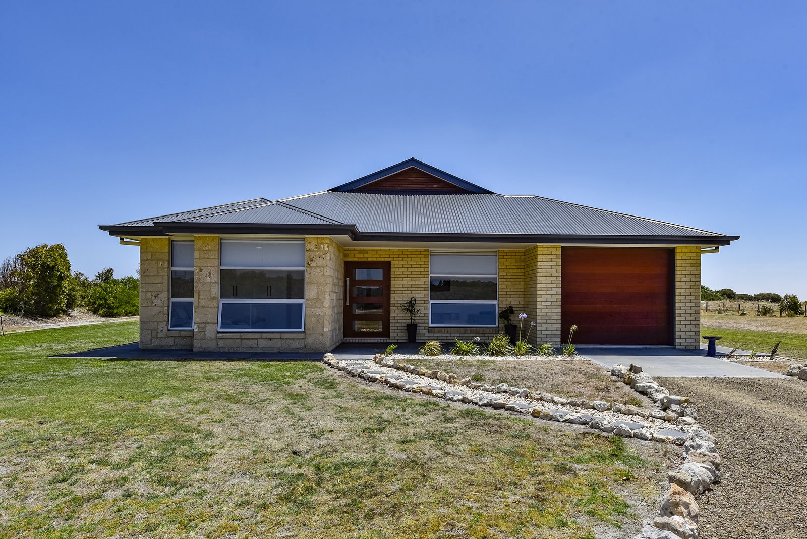 26 Lakeside Drive, Beachport SA 5280, Image 2