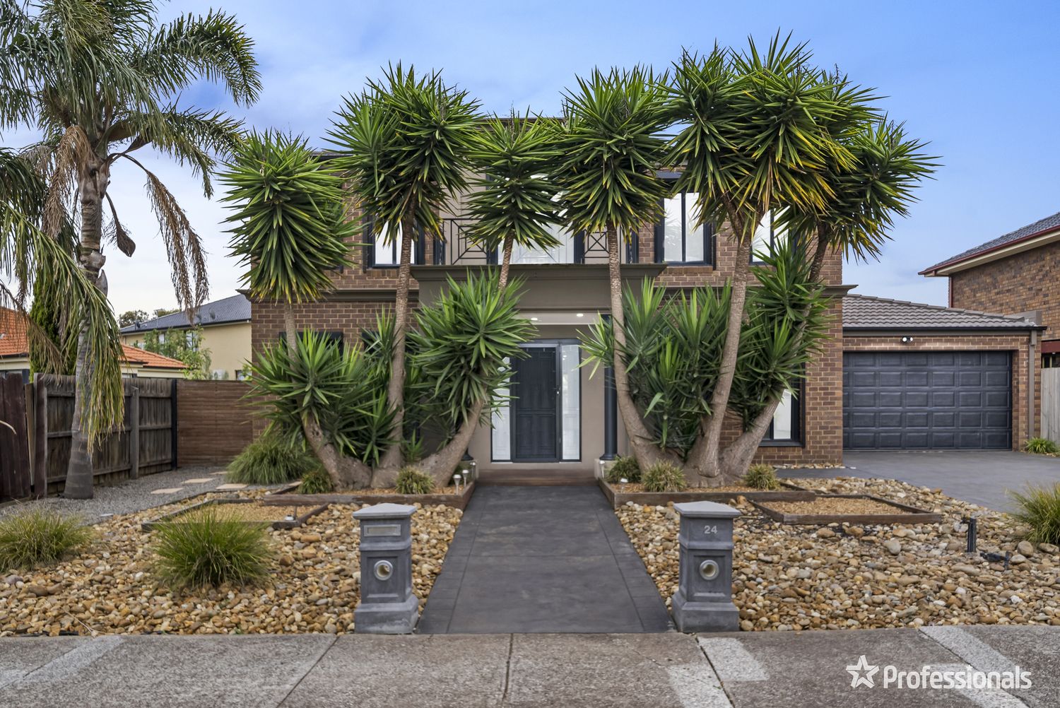 24 Brewster Way, Taylors Hill VIC 3037, Image 0