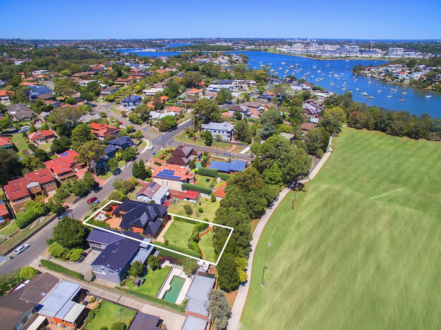 21 Bayview Street, Tennyson Point Property History & Address Research