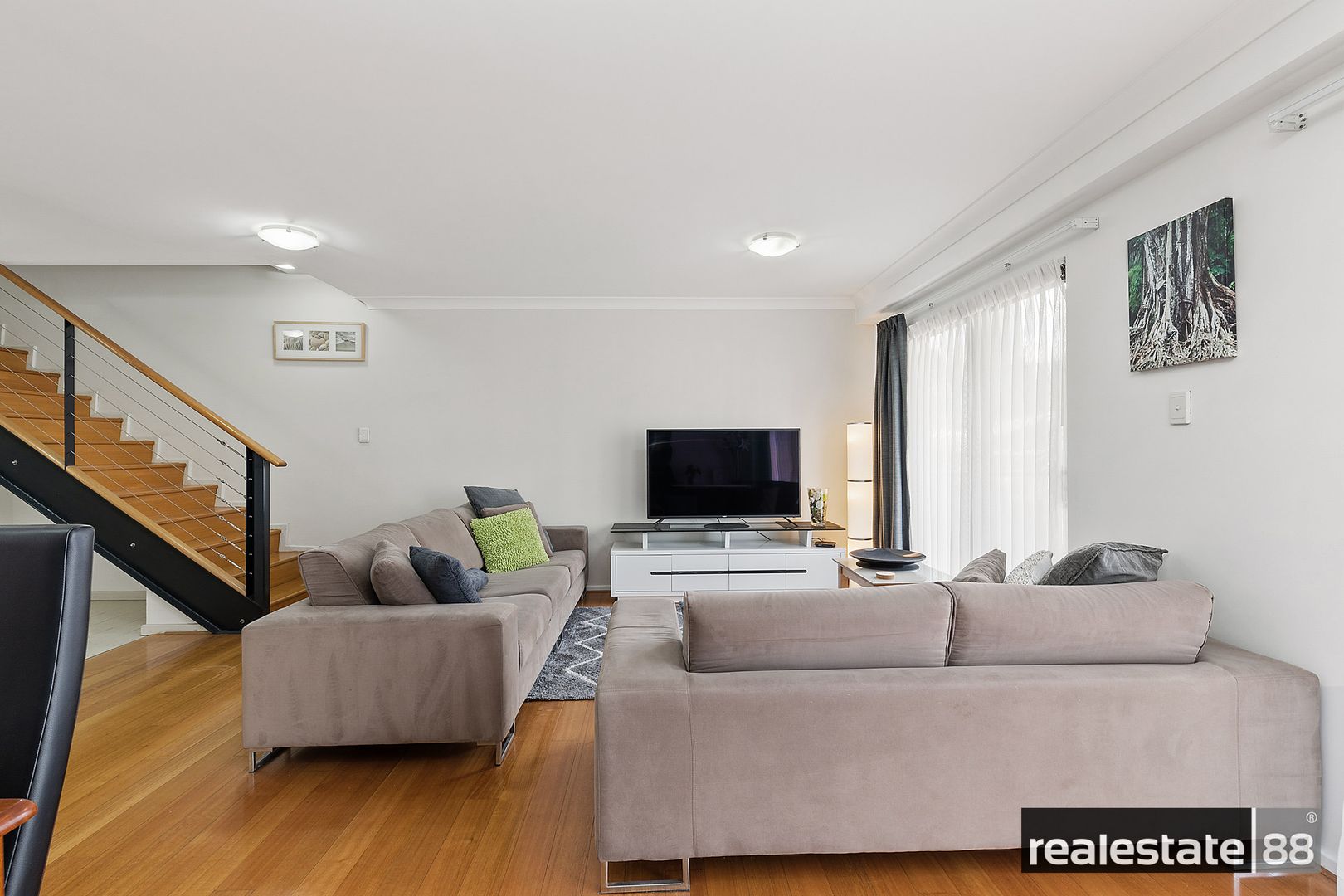 30/128 Mounts Bay Road, Perth WA 6000, Image 2