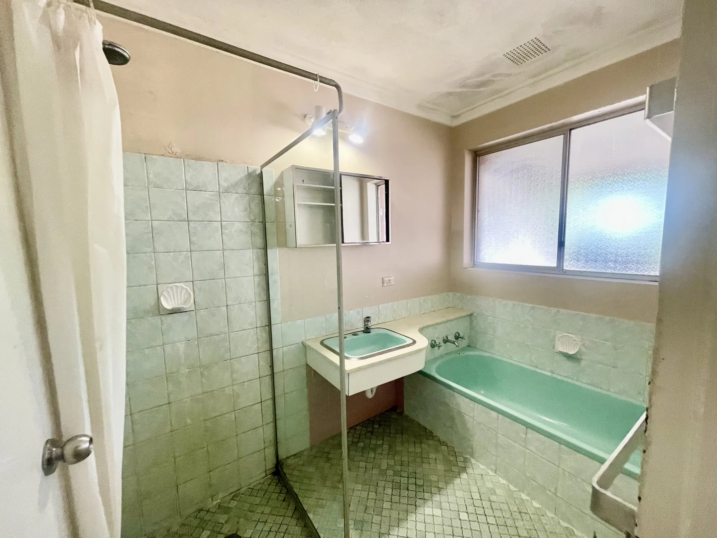 Additional image 12 of 3 Edinburgh Road, Forrestfield WA 6058