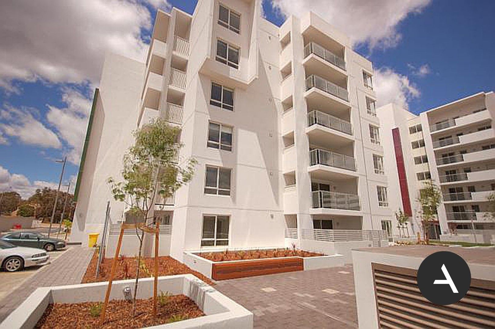 2 bedrooms Apartment / Unit / Flat in 9/68 College St BELCONNEN ACT, 2617