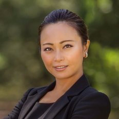 Trista Lee, Sales representative