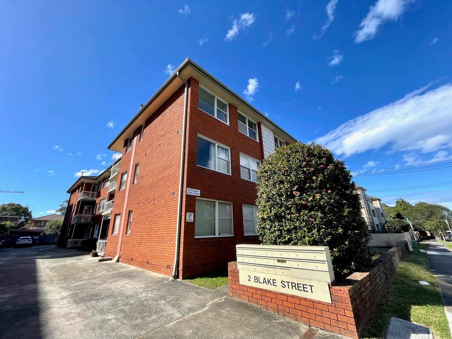 2 bedrooms Apartment / Unit / Flat in 1/2 Blake Street KOGARAH NSW, 2217