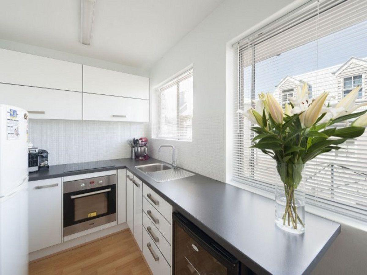 1 bedrooms Apartment / Unit / Flat in 3/18 Wellington Street PETRIE TERRACE QLD, 4000