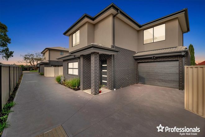 Picture of 2/213 Station Road, MELTON VIC 3337