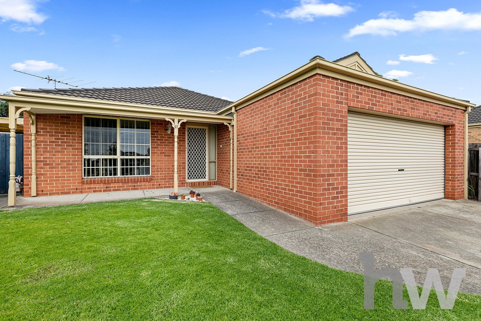3 bedrooms House in 27 Peter Street GROVEDALE VIC, 3216